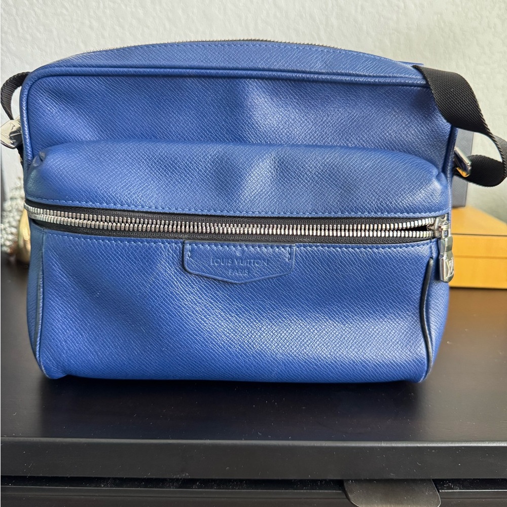 Cobalt Blue Louis Vuitton Outdoor Messenger Bag Taiga Leather